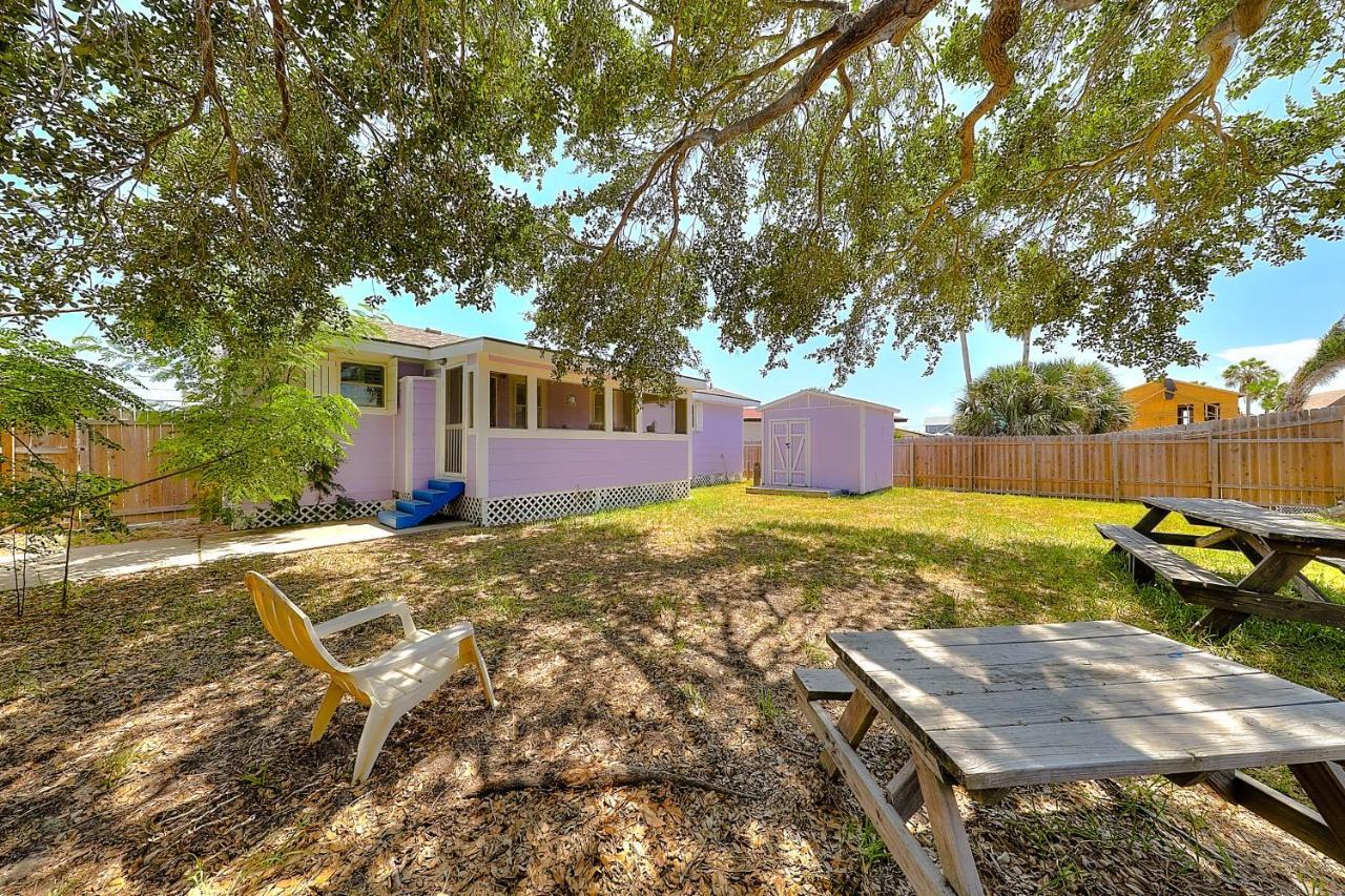 Sea Grape Holiday home *
